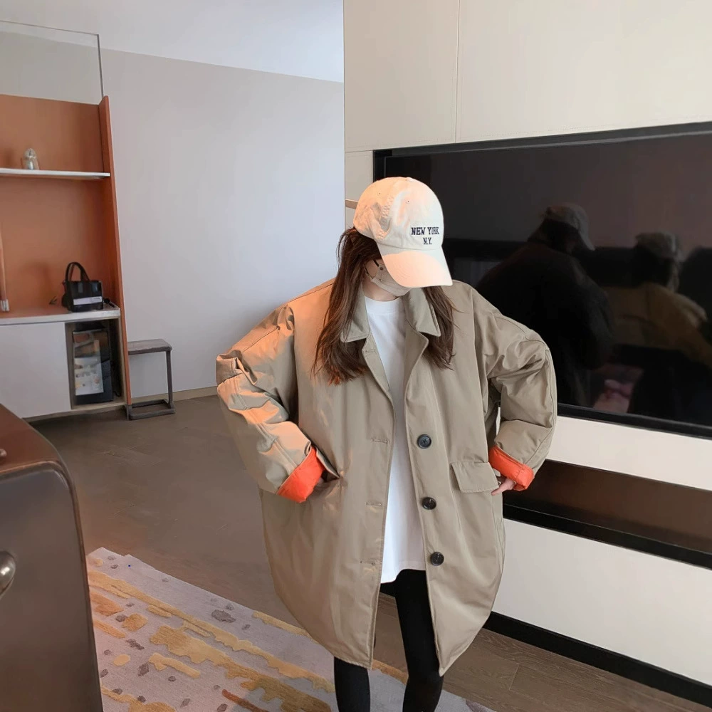 Тот же стиль, что и у Ян Ми! Теплая пуховая куртка средней длины в корейском стиле с контрастным цветовым силуэтом, 90% пуха, для женщин, зима 2025 года.