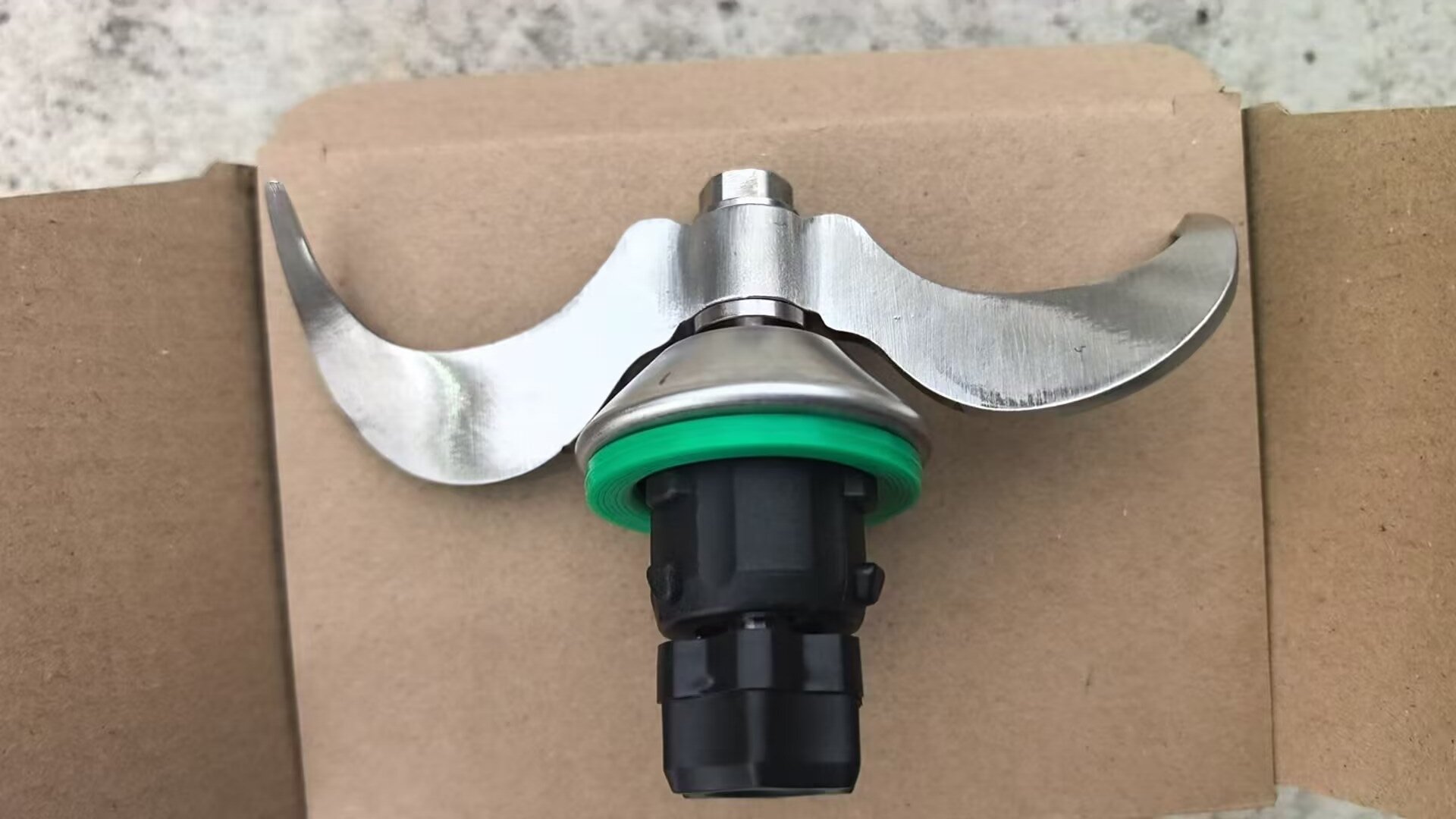 FC894C0BA041B0C27A2E6AEB2DED98