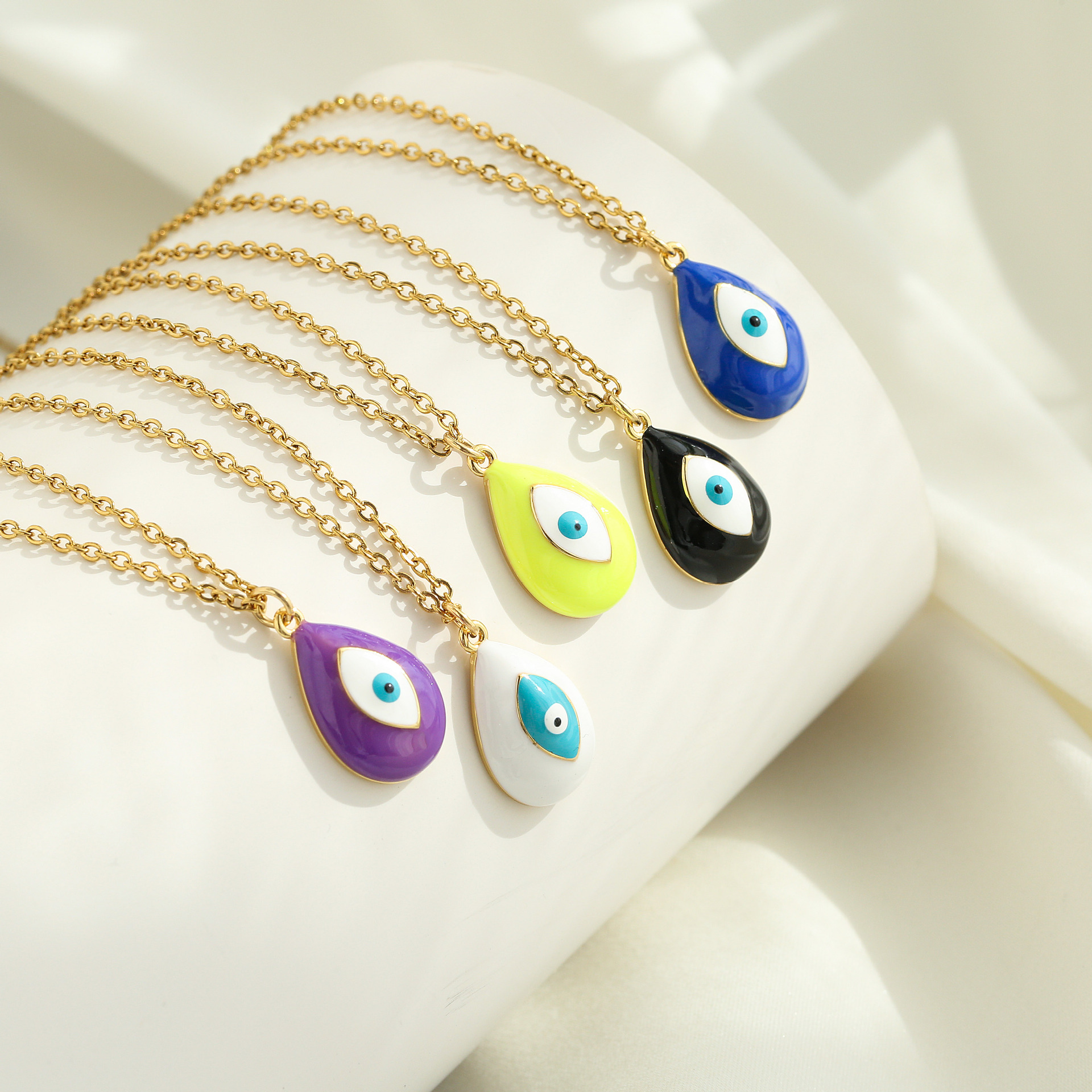Hecheng Ornament Colorful Oil Necklace Drop Shape Eye Pendant Necklace 18K Gold Plated OShaped Chainpicture2