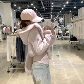 连衣裙;时尚休闲套装;女式风衣