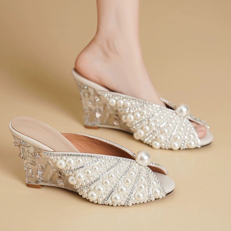 European and American Style Round-Toe Pearl Wedge Slippers for Women 2026 Summer New Style Fish-Mouth Sandals Rhinestone High-Heeled Women's Shoes Wholesale European and American Style Round-Toe Pearl Wedge Slippers for Women 2026 Summer New Style Fish-Mouth Sandals Rhinestone High-Heeled Women's Shoes Wholesale