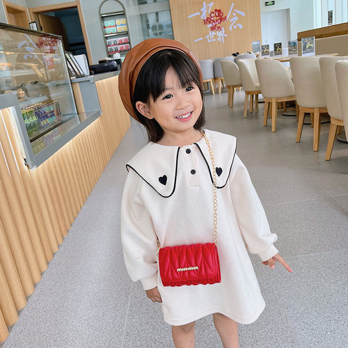 Children's shoulder bag, Korean style fashionable small bag, mini princess chain coin purse, girl's stylish cross-body small square bag