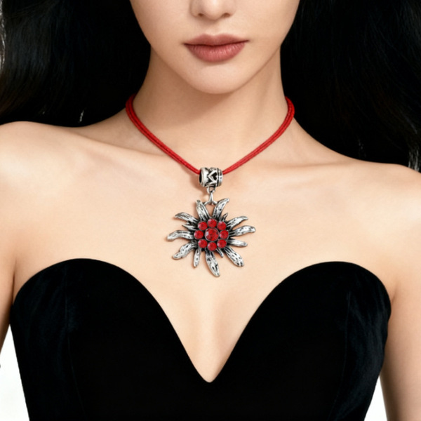 Retro ethnic necklace