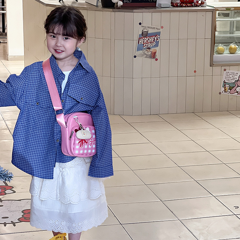 Hombres y niñas de dibujos animados bolsos de hombro a placas extranjeras mini lindos bolsos de bebé nuevo tipo con colgante bolsos para niños