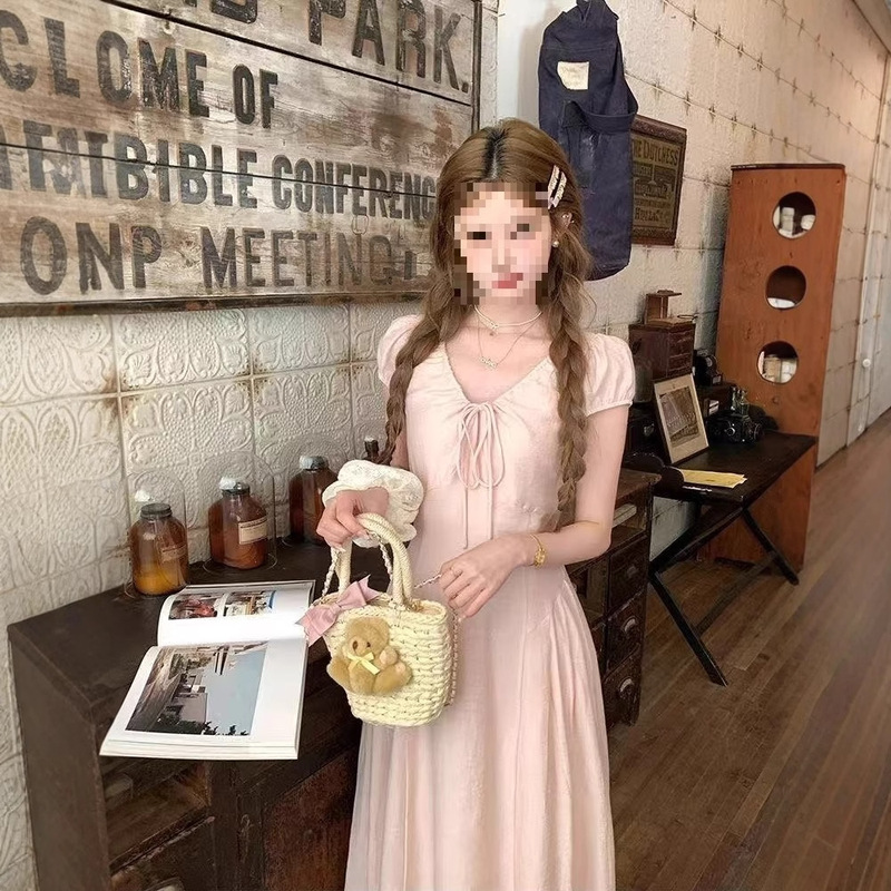 Pink Long V-Neck Waist Short-Sleeved Dress for Women 2025 Summer French Retro Loose Slimming Look A-Line Skirt Trendy