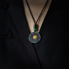 新しいスタイルのエポキシ山鬼花ペンダント太極拳八卦気質パーソナライズされたネックレス道教スタイルの若者と男性の多用途アクセサリー