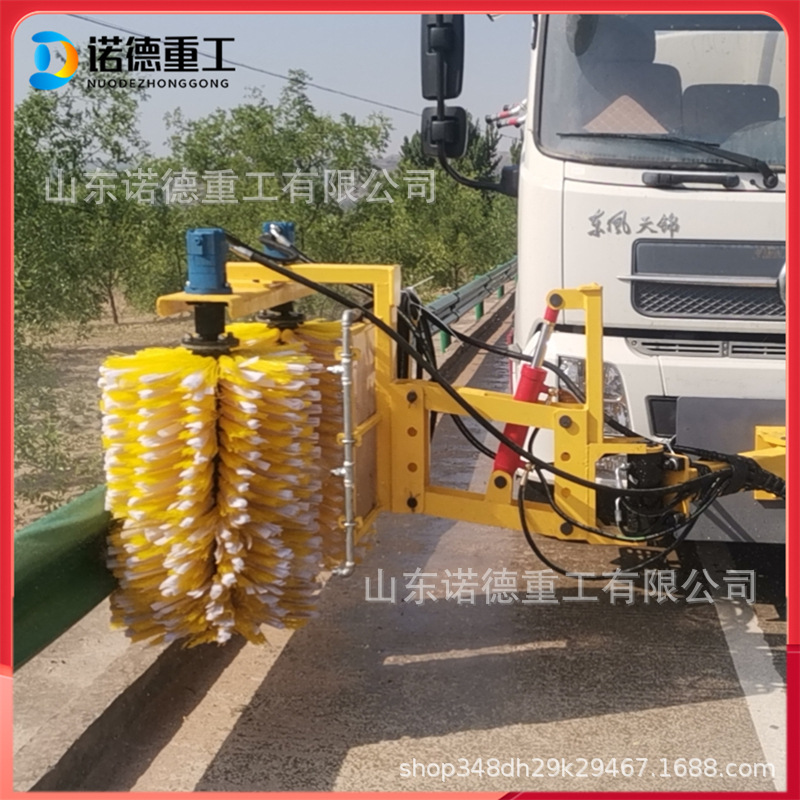 车载公路护栏清洗机 建筑工地围栏清洗机 公路隧道清洗车