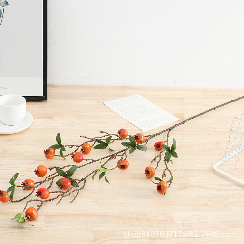 산의 빨간색-노란색