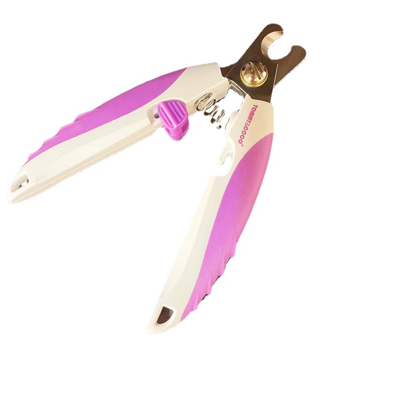 Nail scissors