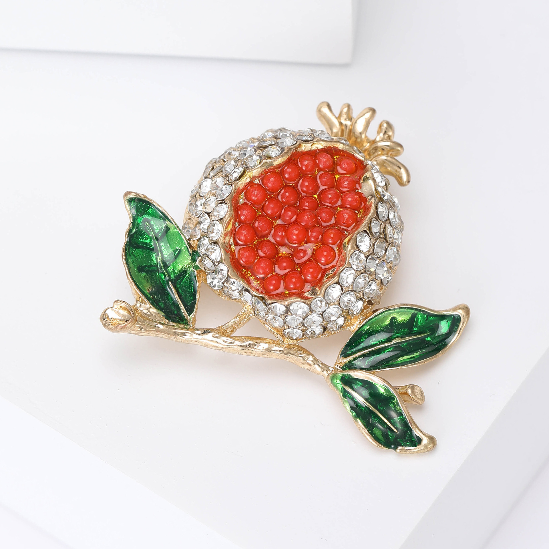 Casual Fruit Alloy Women's Brooches display picture 13