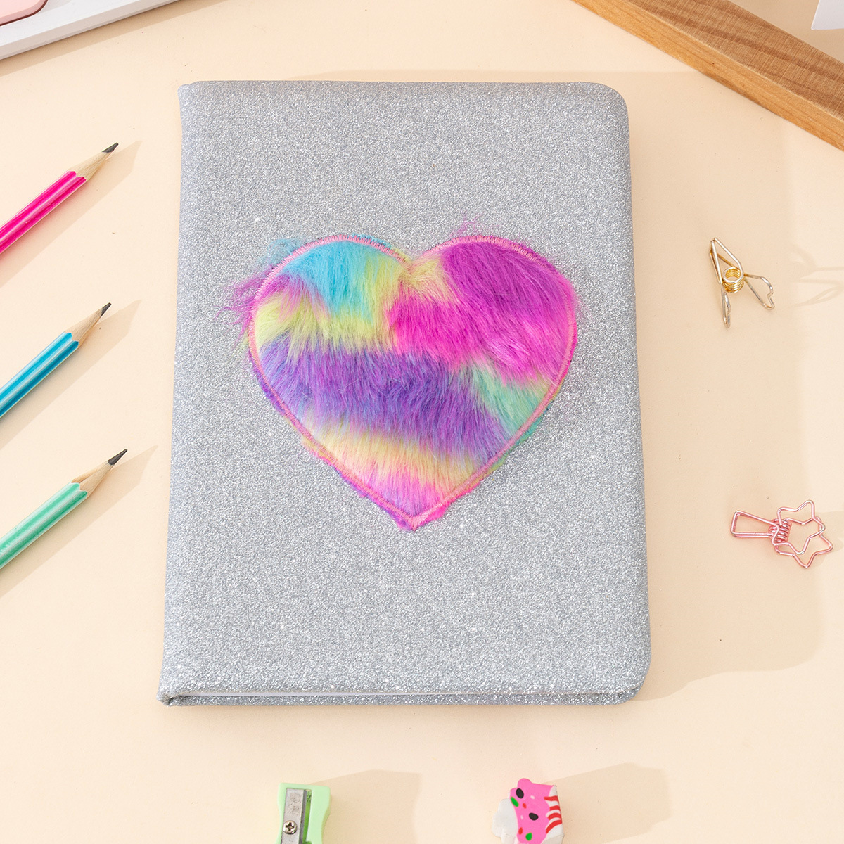 Cuaderno de peluche creativo A5 diario transfronterizo cuaderno de estudiantes cuaderno de amor día de San Valentín cuaderno de línea horizontal