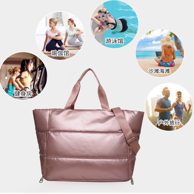 Sports bag wet and dry separation
