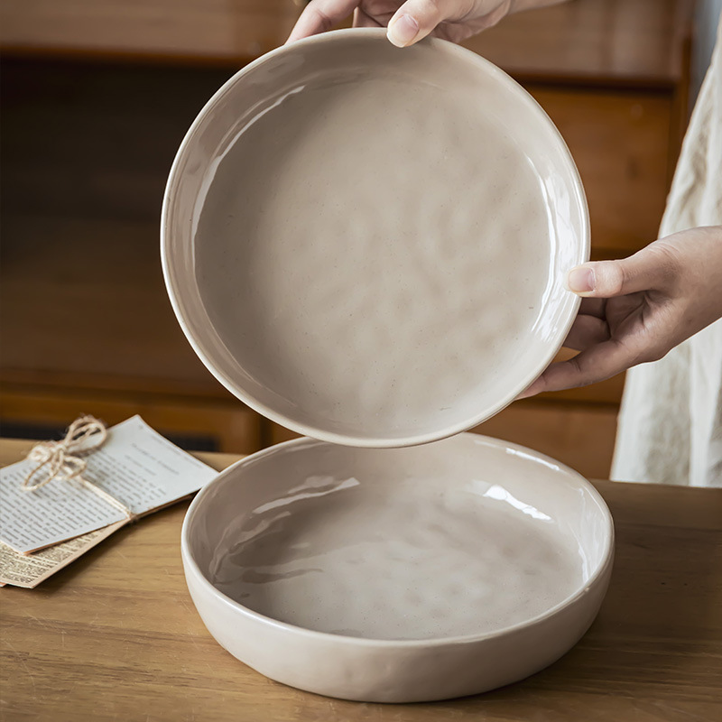 Plato de cerámica retro japonés de alta sensación de platos profundos corrugados platos de platos caseros platos grandes platos de pasta de carne de comida occidental