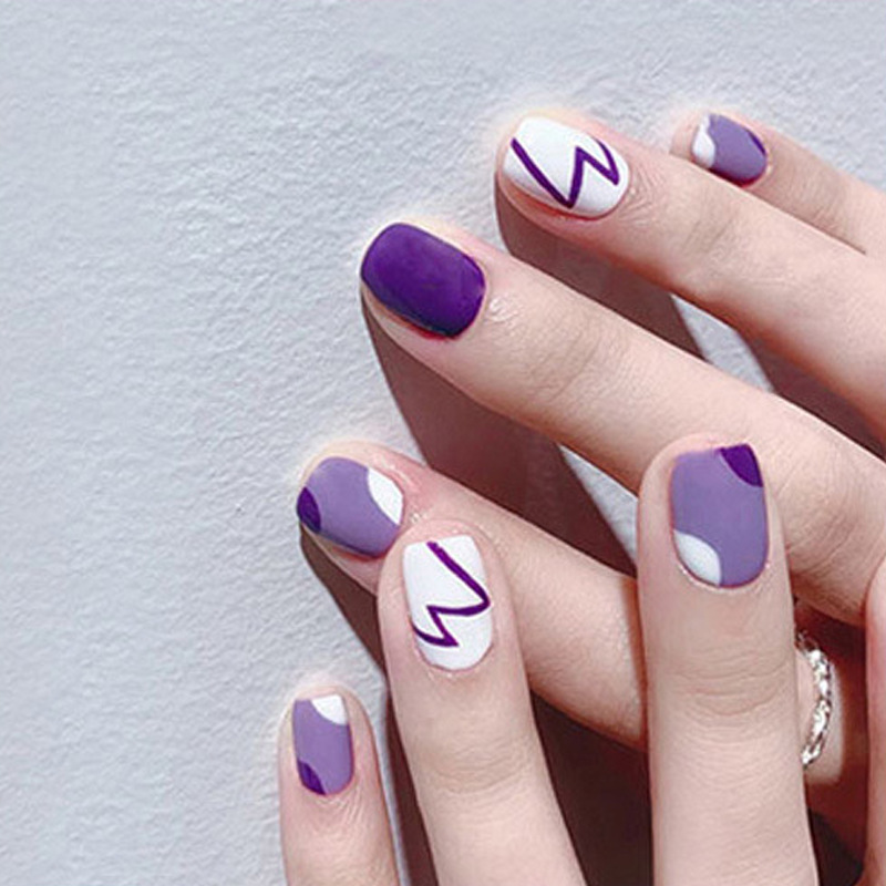 Xunziqi Wearable Nails Purple White Short Fresh Manicure Pieces Fake Nail Patch Finished Manicure 24 Pieces Set Nails