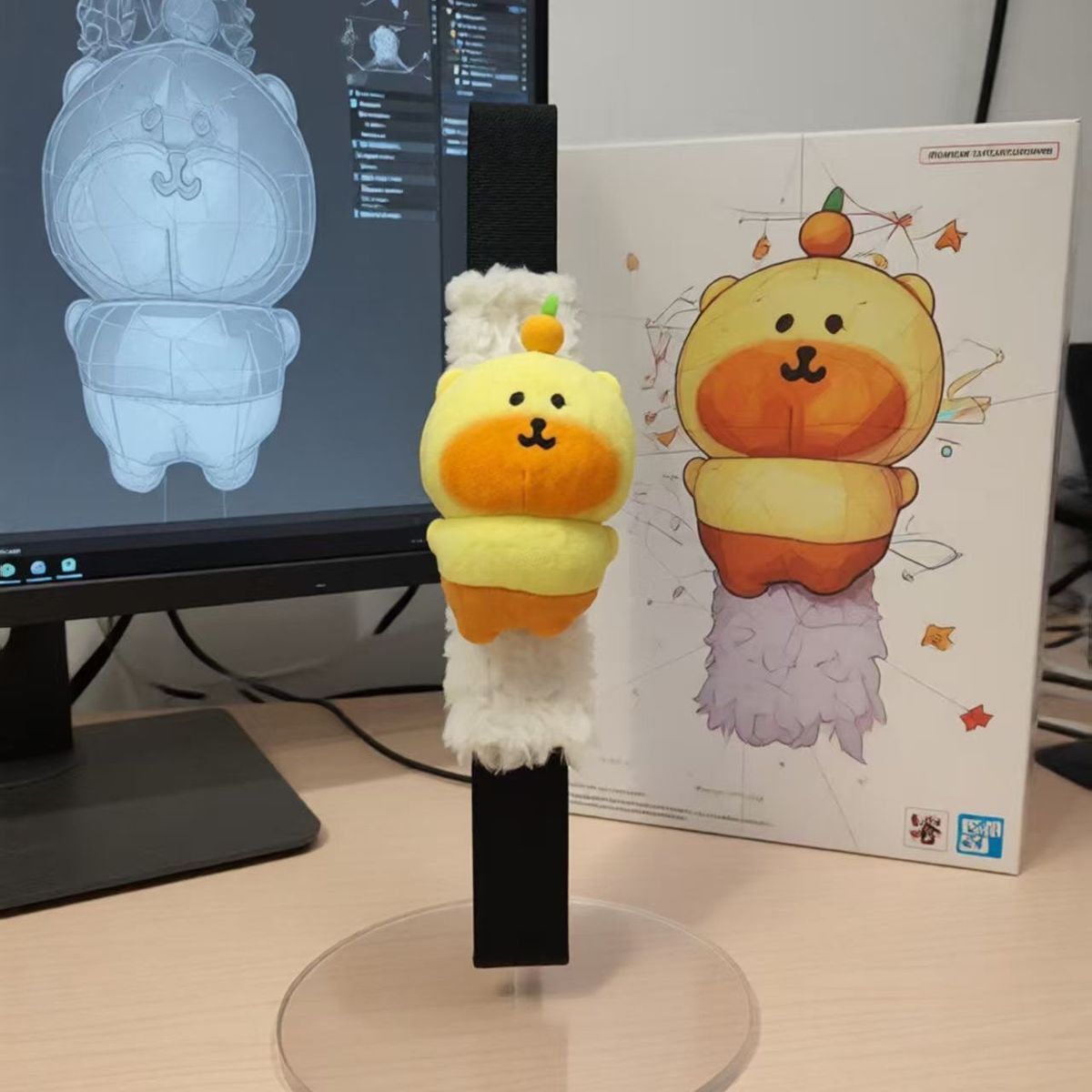 Car Seatbelt Plush Toy with Gray Wolf and Self-Deprecating Bear Design, Universal Shoulder Strap Plush Toy