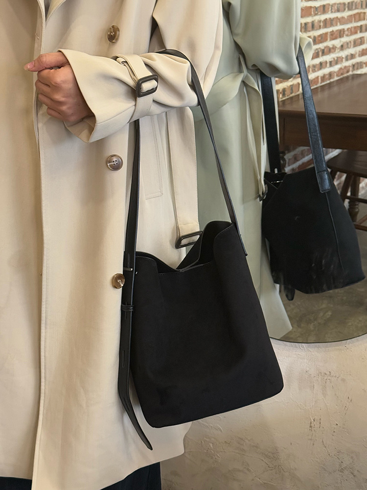 Retro Matte Suede Underarm Bucket Bag For Women, Large Capacity Leopard Print Shoulder Crossbody Bag, Niche Commuter Mother-Daughter Bag Set - Thumbnail 7