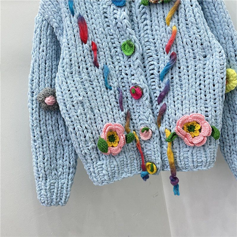 Otoño y invierno nuevos flores tridimensionales de manga larga gruesa aguja de punto cardigan suéter suelto abrigo de moda image 4