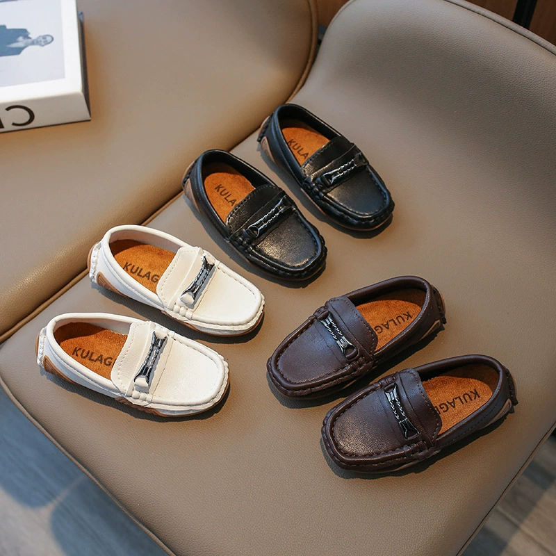 Детская кожаная обувь 2024 года, Новая повседневная обувь в британском стиле с мягкой подошвой, студенческие черные туфли, модная Маленькая кожаная обувь