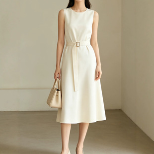 AD237�p�ݟo�䱳��ȹ�A�I�����@�ݾ������Lȹͨ�ڼs�����|�B��ȹ