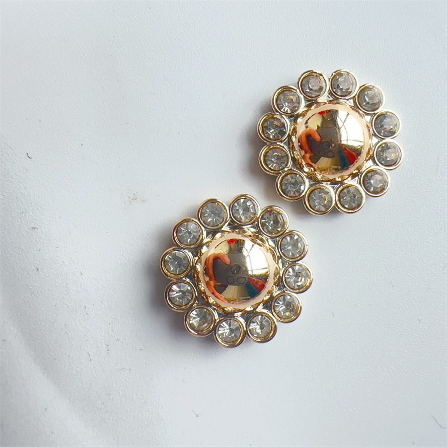 Nuevos troyanos gafas conejo ángel caja de teléfono joyería agujero hebilla de zapatos material flores accesorios joyería clips