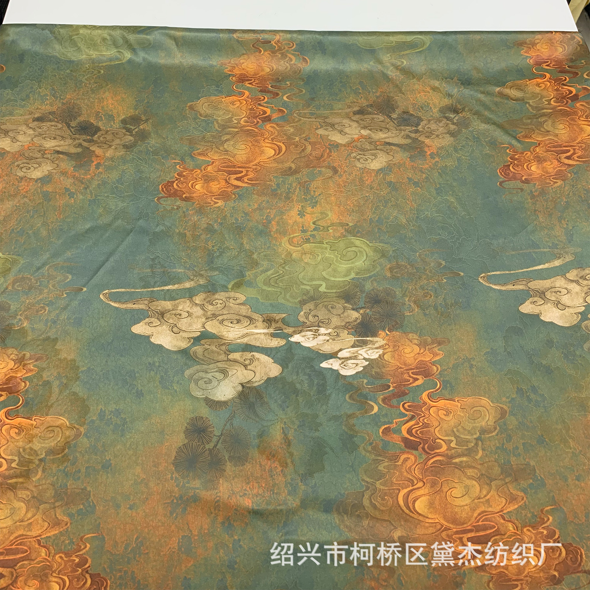Peonía jacquard satin pequeño Tang tela impresa nueva ropa infantil china vestido de té tela colgante