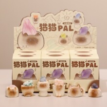 可爱猫猫水晶盲盒摆件创意潮玩桌面装饰树脂工艺品新款礼物萌粒新