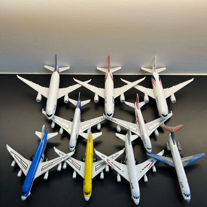 Cross-Border Aviation Model Children's Simulation Alloy Aircraft Airbus Toy Pull-Back Passenger Aircraft Aerospace Model Boy