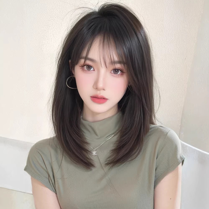 Full Head Wig for Women, Short Hair, High-Quality Clavicle-Length Hair, Real Human Hair, Age-Reducing, Medium-Length, Natural Full Wig Full Head Wig for Women, Short Hair, High-Quality Clavicle-Length Hair, Real Human Hair, Age-Reducing, Medium-Length, Natural Full Wig
