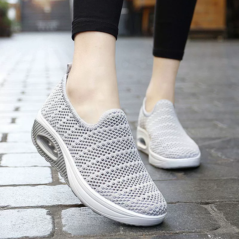 Полые сетчатые туфли, женские повседневные туфли-качалки без шнуровки на толстой подошве, черные рабочие туфли из ткани Old Beijing для мам