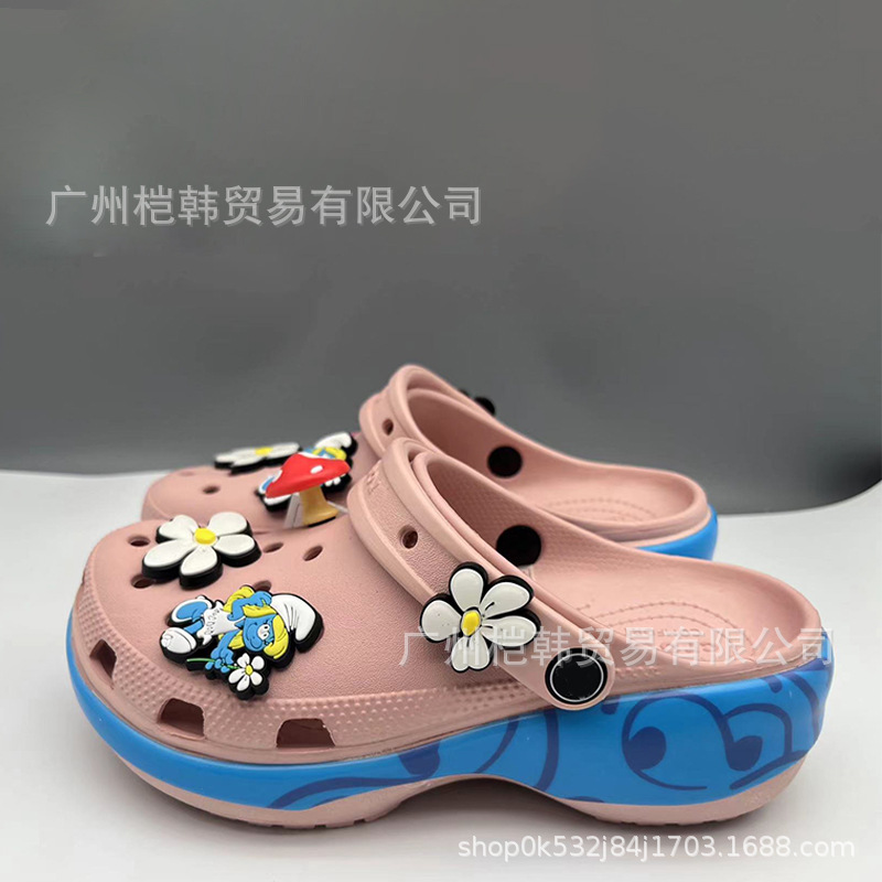 Cross Cloud Transfer / Smurfs / Winnie the Pooh Hole Shoes Mujeres Tacones Mejores Zapatos de playa al aire libre