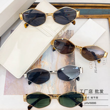 �羳����25�¿�����ī�����Ŷ�����۾�ʱ��̫������Ůͬ��40254