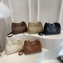 �����r�Ѓɼ���2026��ĸ�|�м�ɫ�͹�Ůʽ���������e����б���