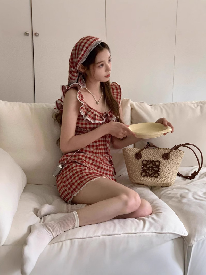 Small design retro summer dress