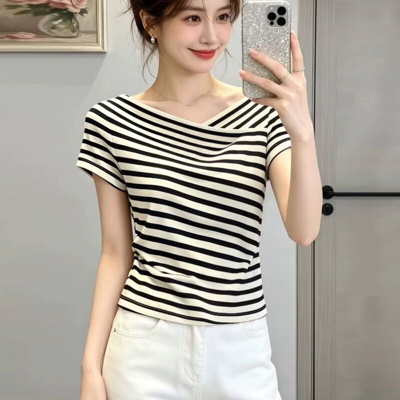 Korean-Style Cross-Striped Retro Sweet Short-Sleeve T-Shirt for Women, 2026 New Summer Design, Super Stylish Top for Women