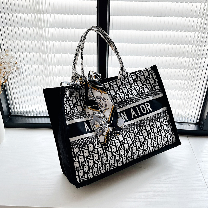 Bolsa de hombro de lona de gran capacidad bufanda de seda casual de mujer nueva moda bolsa de compras estudiante cubo Portátil Bolsa de maquillaje cuadrado