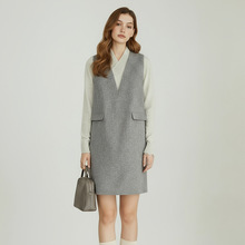 秋冬新款毛呢背心裙 V领设计纯色显瘦洋气百搭外穿女装无袖连衣裙