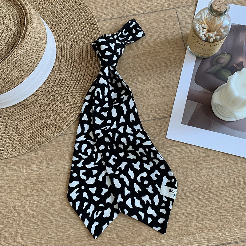 Estampado de leopardo negro