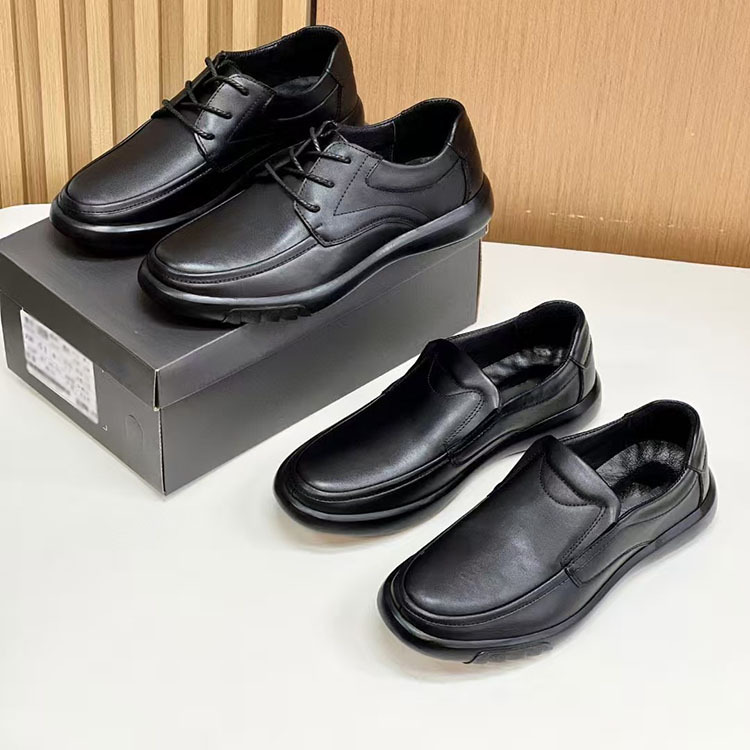 The first layer of leather strap bottom help business casual leather shoes soft bottom soft surface casual shoes men's leather shoes 25 years autumn and spring