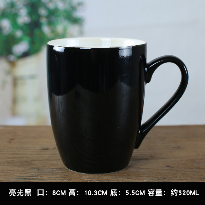 Taza de cerámica de color caramelo de estilo coreano taza de agua del hogar taza de regalo logotipo impreso letras taza de leche de café