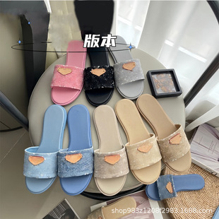 2025�¿��H�����Q����ţ�в���Ьӡ�������⴩�r��һ�_��ƽ����Ь