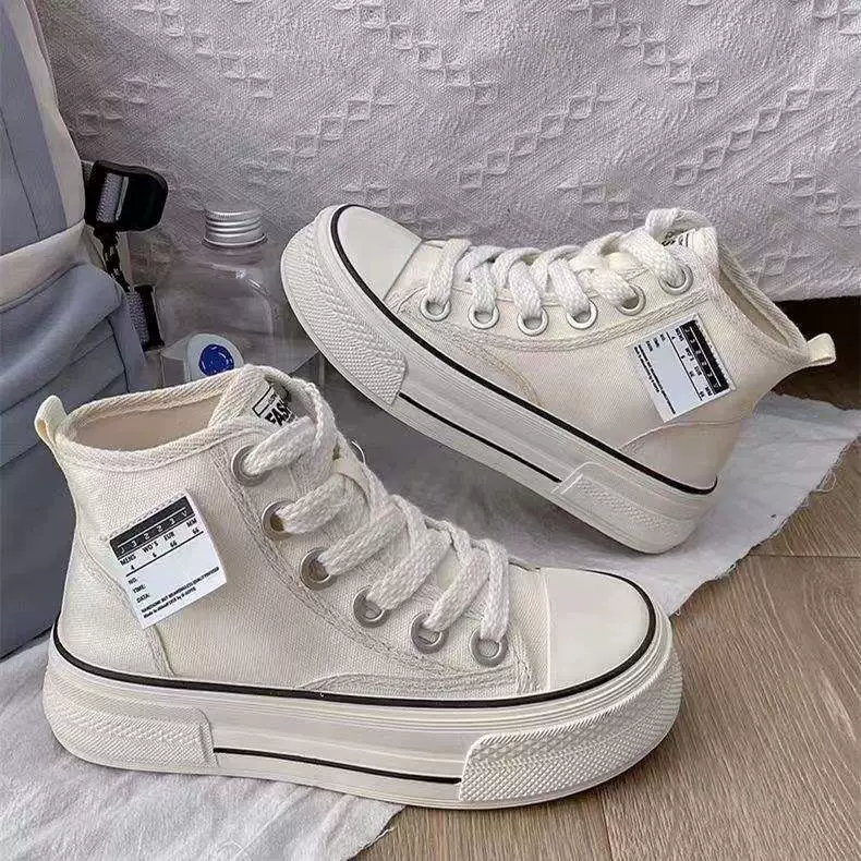 Женские летние тонкие белые кроссовки на высокой подошве, толстоподошвенные кеды из холщовой ткани, универсальные повседневные кроссовки в стиле ins, 2025 год.