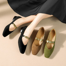 法式复古方头一字扣带玛丽珍鞋女2025春秋浅口低跟金币单鞋开车鞋
