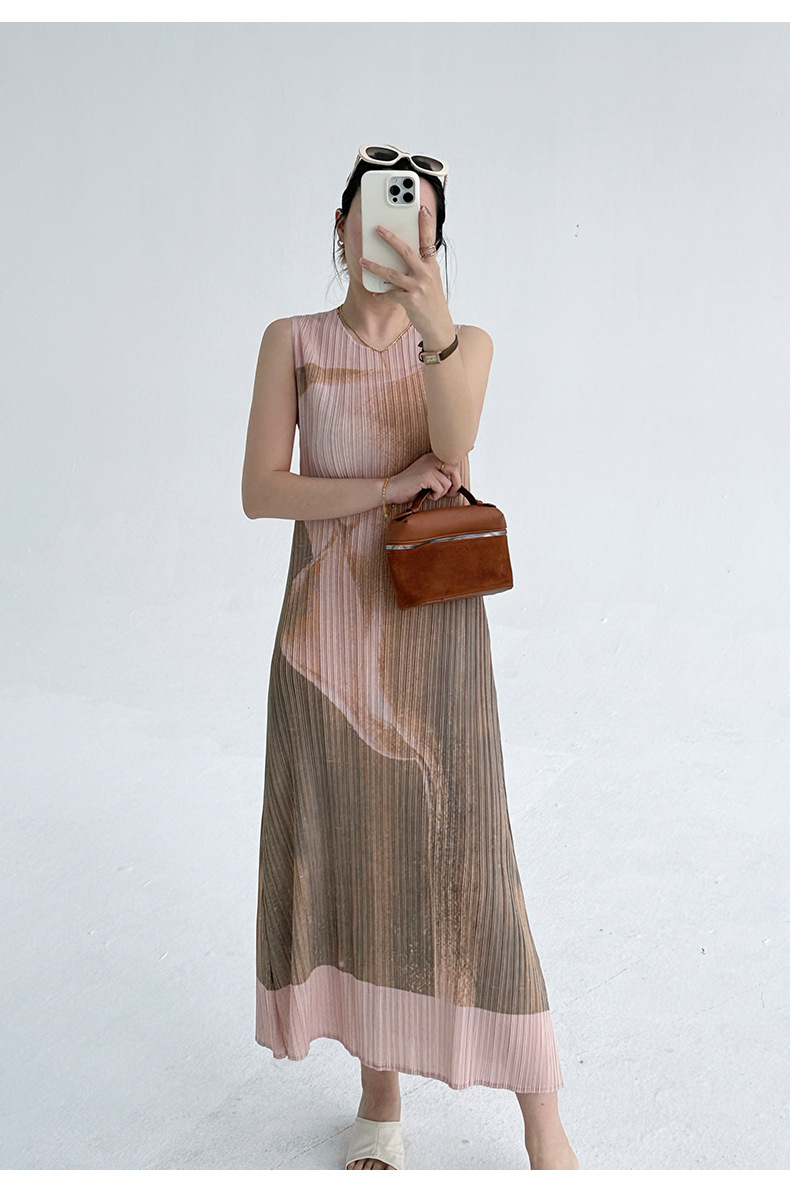 Đầm maxi nữ in hoa cổ tròn không tay ôm sát — Màu nâu đỏ chi tiết 19