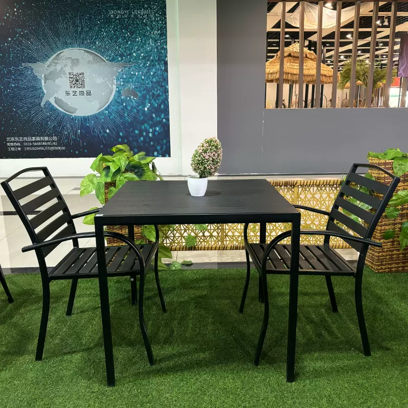 定制桌椅休闲餐厅商业街庭院桌椅金属桌椅组合室外阳台家用桌椅