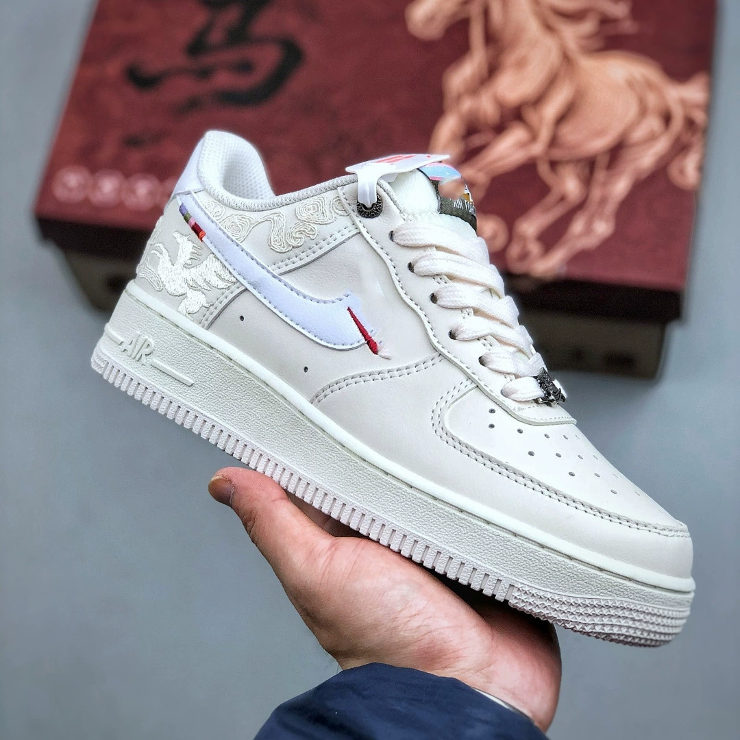 Original Air Force 1 Sneakers Oregon Duck Egg Year of the Horse Cloud Pattern Af1 Trendy Shoes Unisex Casual Thick-Soled White Shoes