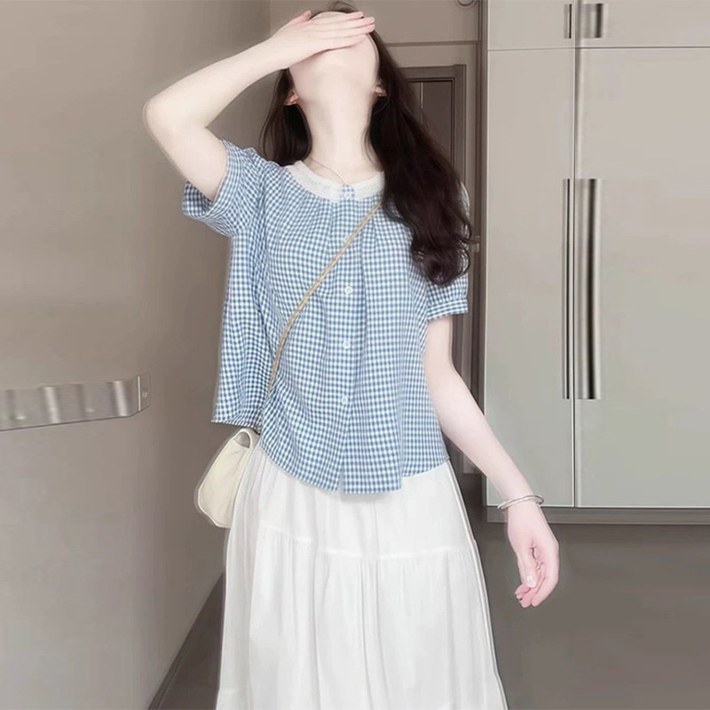 女性のための半袖シャツ夏 2025 新しいニッチライトフレンチスタイルの新鮮で美しいレトロなチェック柄レースカラートップ|undefined