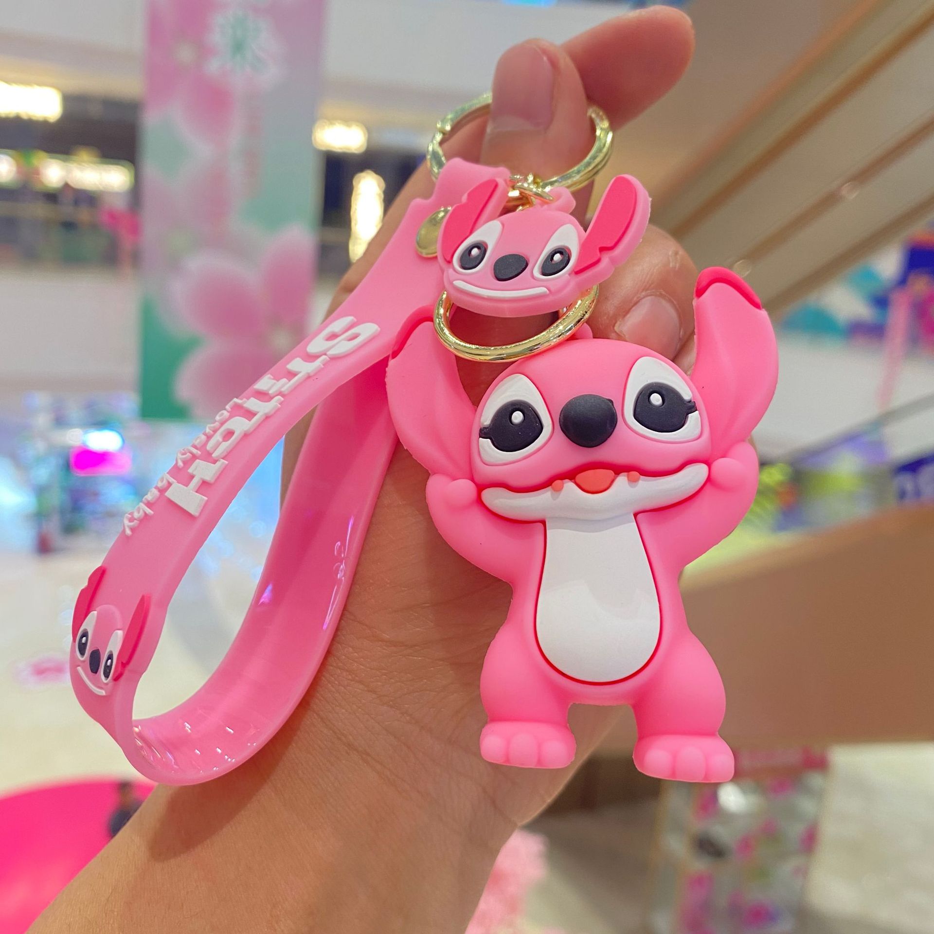 Dibujos Animados puntada llavero lindo muñeca adornos de coche pequeño colgante mochila llavero máquina de la muñeca pequeño regalo