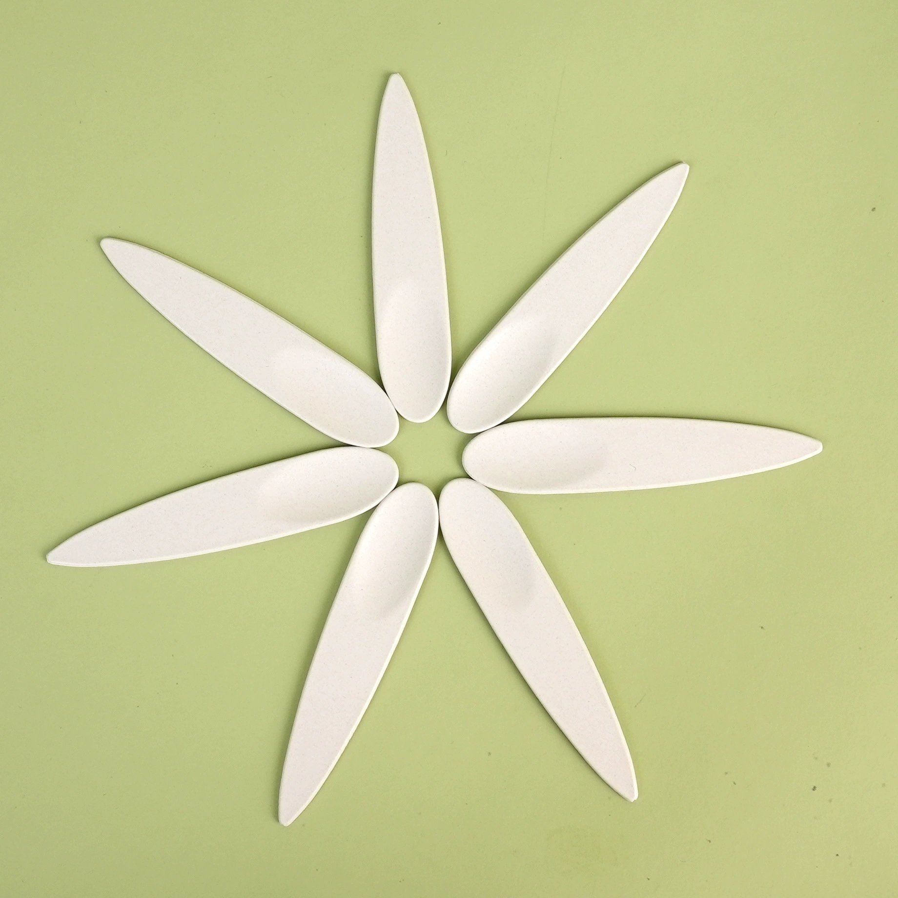 Disposable spoon, pack for ice cream, material, increased thickness