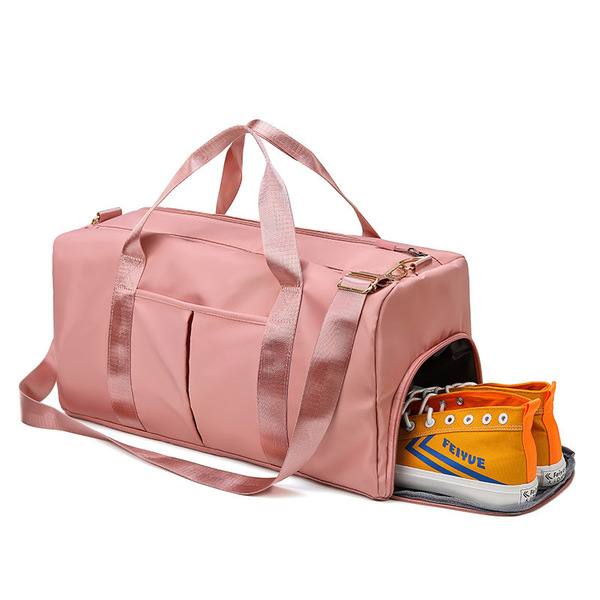Travel bag wet and dry separation
