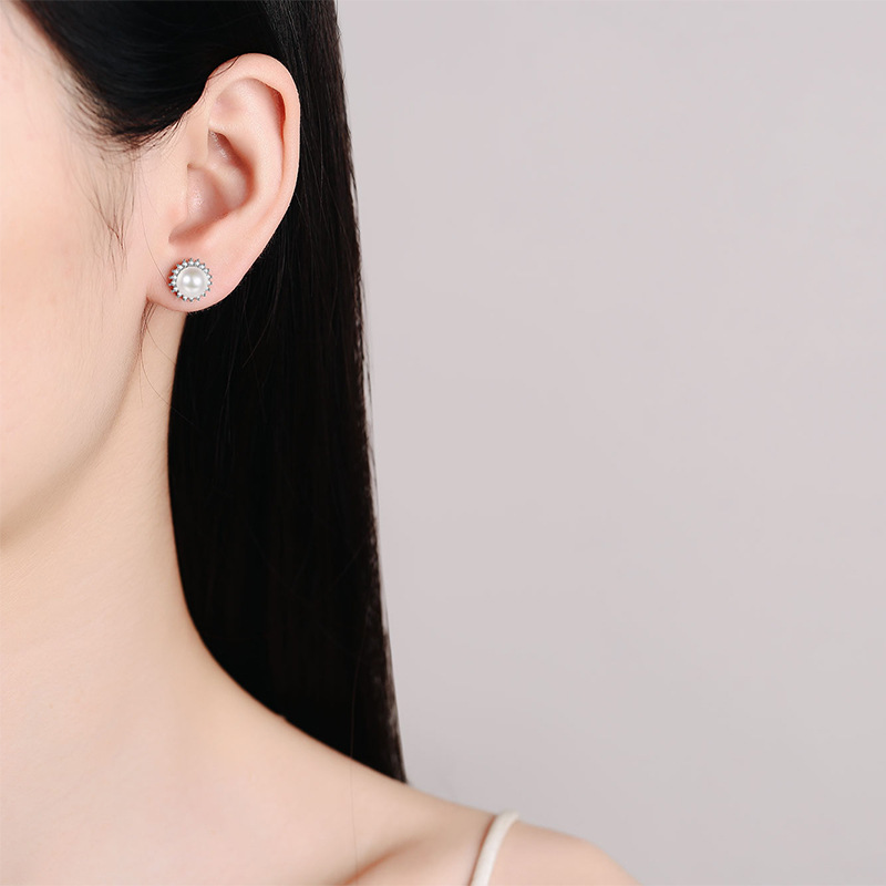 Orecchini a cerchio girasole in argento sterling con moissanite_voghion.com